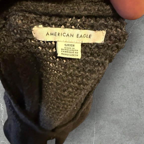 American Eagle Cardigan‎ Sweater - Picture 4 of 4